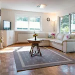 Gardenia-altach, 2-4 P, Kueche, Garten, Terrasse, Parkplatz, Wifi, Stellplatz * Altach