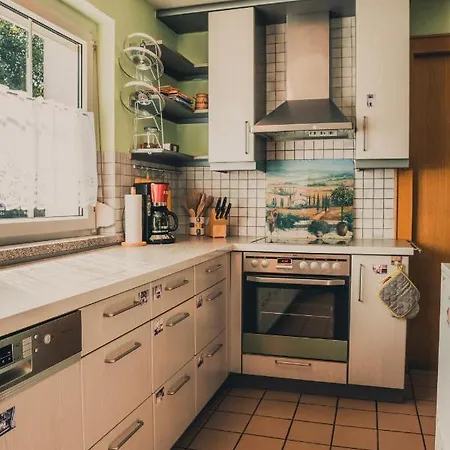 Gardenia-altach, 2-4 P, Küche, Garten, Terrasse, Parkplatz, Wifi, Stellplatz Apartamento Altach