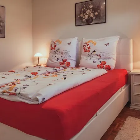 Gardenia-altach, 2-4 P, Küche, Garten, Terrasse, Parkplatz, Wifi, Stellplatz *