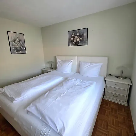 Gardenia-altach, 2-4 P, Kueche, Garten, Terrasse, Parkplatz, Wifi, Stellplatz Апартаменты *