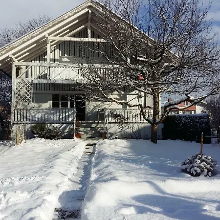 Gardenia-altach, 2-4 P, Küche, Garten, Terrasse, Parkplatz, Wifi, Stellplatz Apartamento *